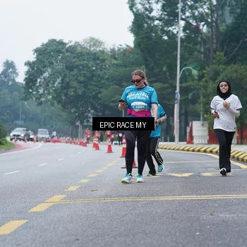 Runner Photo 7053086