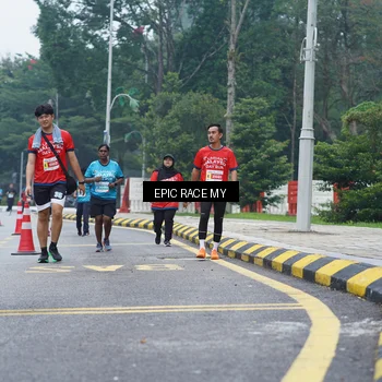 Runner Photo 7053107
