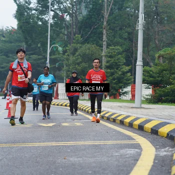 Runner Photo 7053111