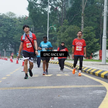Runner Photo 7053115