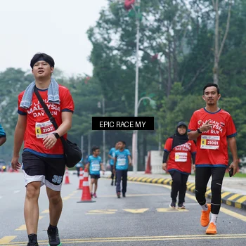 Runner Photo 7053120
