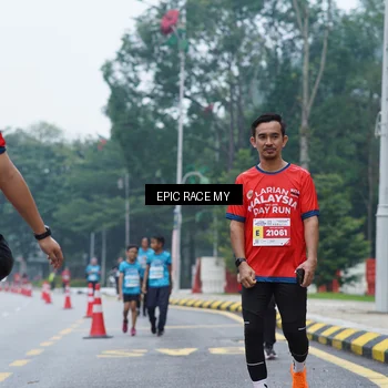 Runner Photo 7053121
