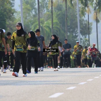 Runner Photo 7053126