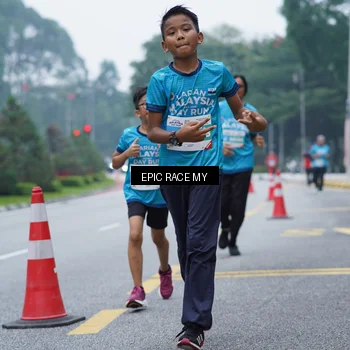 Runner Photo 7053134