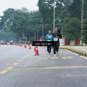 Runner Photo 7053138