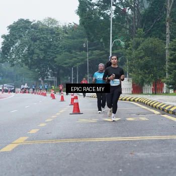 Runner Photo 7053139