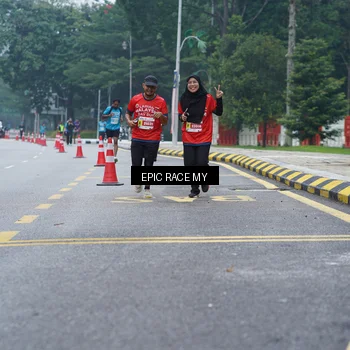 Runner Photo 7053155