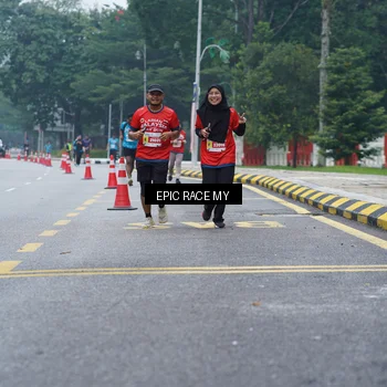 Runner Photo 7053159