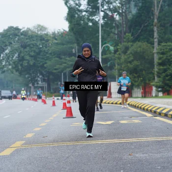 Runner Photo 7053181