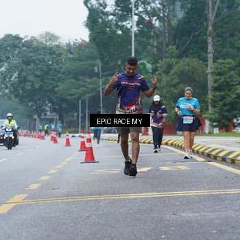 Runner Photo 7053191