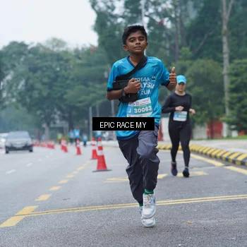 Runner Photo 7053213