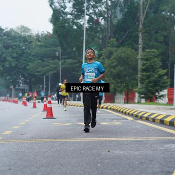 Runner Photo 7053256