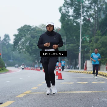 Runner Photo 7053275
