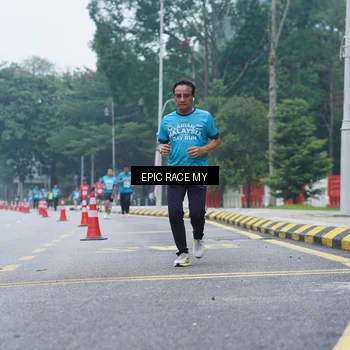 Runner Photo 7053280