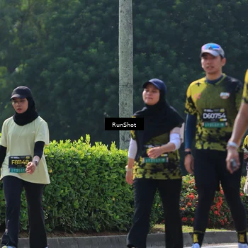 Runner Photo 7053291