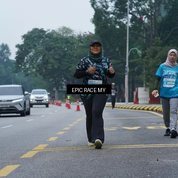 Runner Photo 7053333