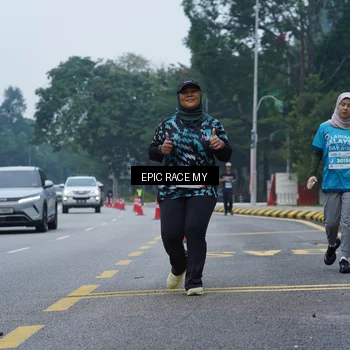 Runner Photo 7053336