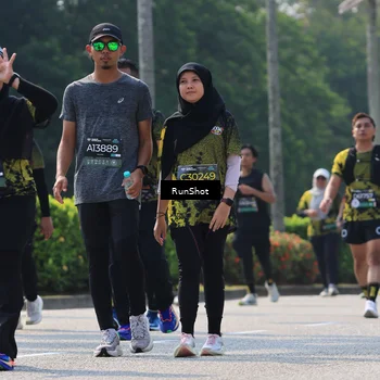 Runner Photo 7053344