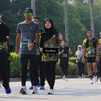 Runner Photo 7053351