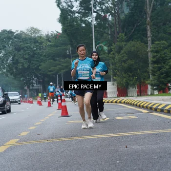 Runner Photo 7053368