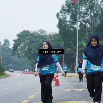 Runner Photo 7053407