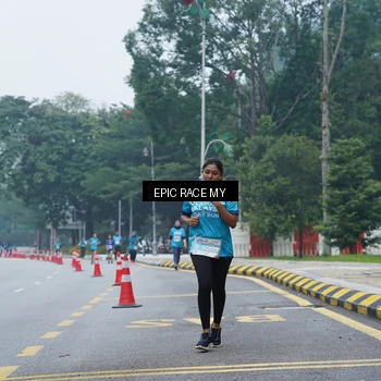 Runner Photo 7053410