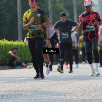 Runner Photo 7053428