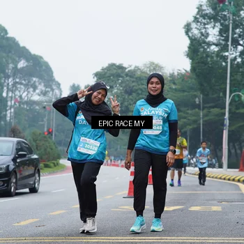 Runner Photo 7053430