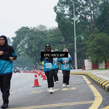 Runner Photo 7053441