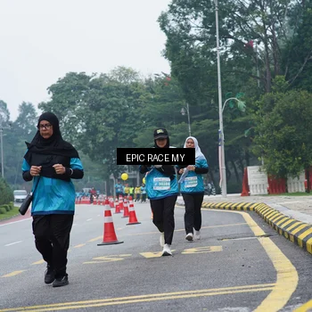 Runner Photo 7053442
