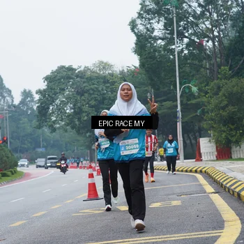 Runner Photo 7053444