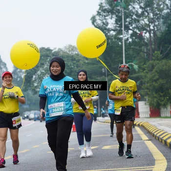Runner Photo 7053452