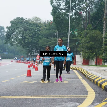 Runner Photo 7053474