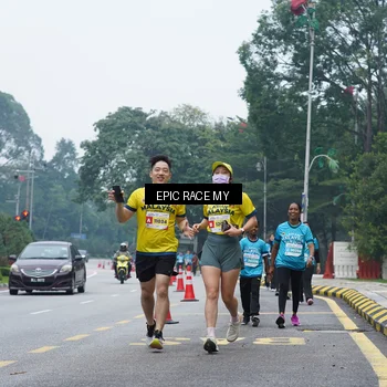 Runner Photo 7053482