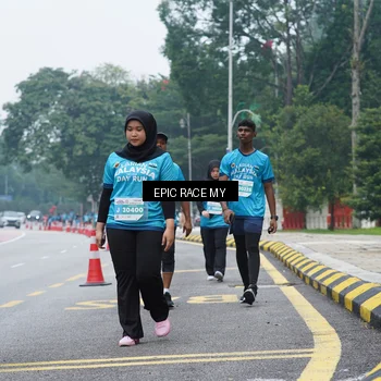 Runner Photo 7053493