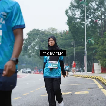 Runner Photo 7053497