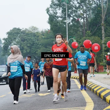 Runner Photo 7053504