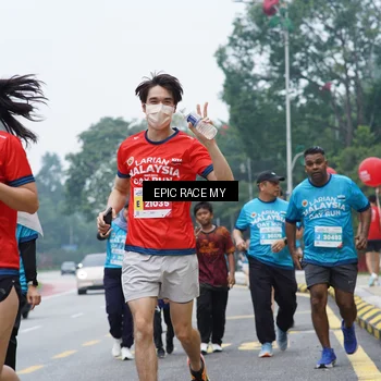 Runner Photo 7053505
