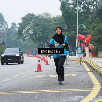 Runner Photo 7053529