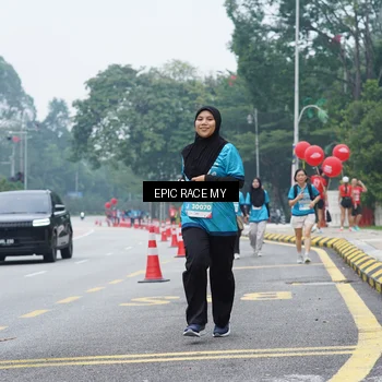 Runner Photo 7053536