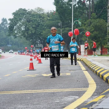 Runner Photo 7053540