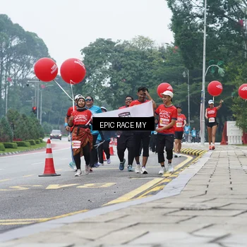 Runner Photo 7053549