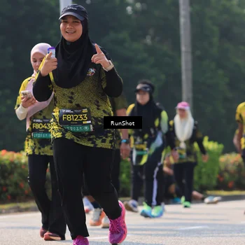 Runner Photo 7053556