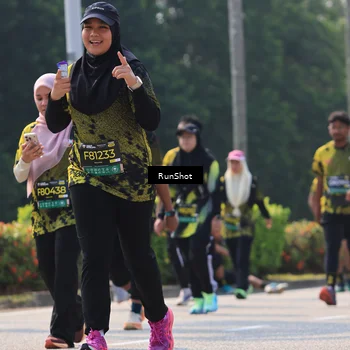 Runner Photo 7053563