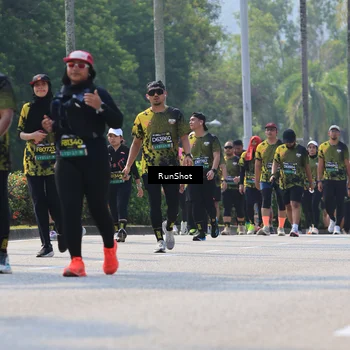 Runner Photo 7053565