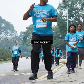 Runner Photo 7053598