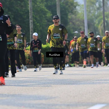 Runner Photo 7053599