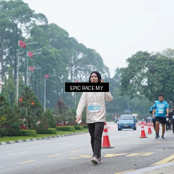 Runner Photo 7053637
