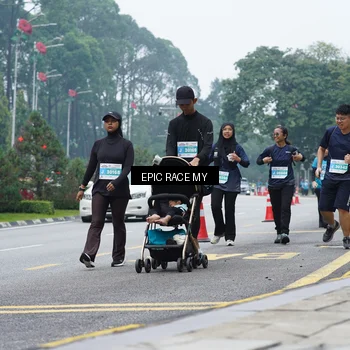 Runner Photo 7053640