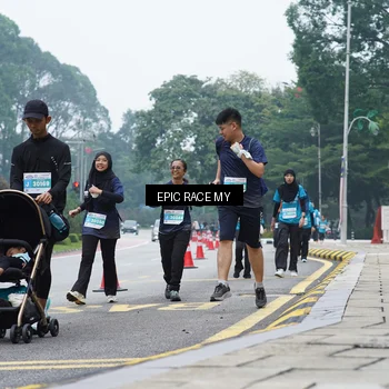 Runner Photo 7053642